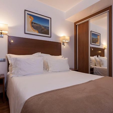 Hotel Miramar - Сан-Педру-де-Моэл Экстерьер фото